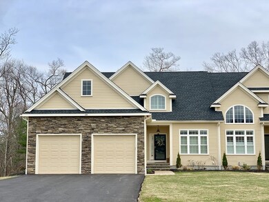 77 Fairway View Dr unit 77, Sutton, MA 01590 - photo 2