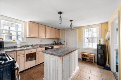 435 S Main St, Woonsocket, RI 02895 - photo 4