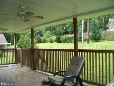 19 Bungalow St, Ashland, PA 17921 - photo 3