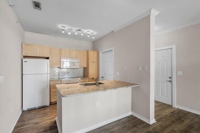 130 RIver Landing190715523216