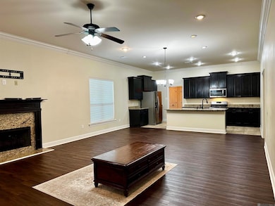 18176 Old Reserve Dr, Prairieville, LA 70769 - photo 2