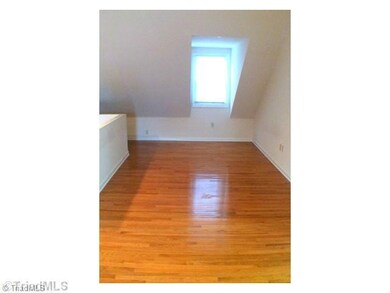 1717 W 1st St unit 7, Winston Salem, NC 27104 - photo 6