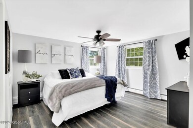 Primary BR w/ King Bed