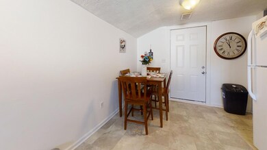 527 N Main St, Harrodsburg, KY 40330 - photo 7