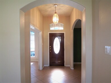 8827 Apple Mill Dr, Houston, TX 77095 - photo 4