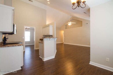 147 Shandy Way-small-006-2-Kitchen-666x4