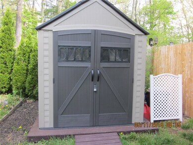 11 Elizabeth Ave, Woonsocket, RI 02895 - photo 5