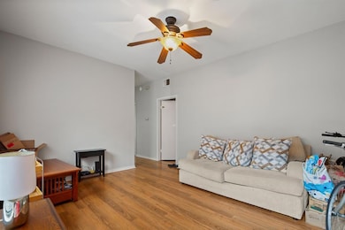 2216 San Gabriel St unit 201, Austin, TX 78705 - photo 7