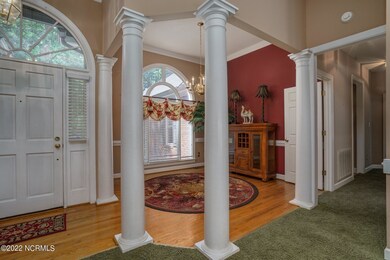 Foyer / Formal Dining