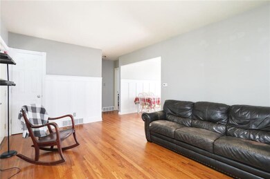 2812 Adams Ave, Des Moines, IA 50310 - photo 4