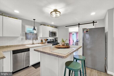 121 S 5th St, Columbia, PA 17512 - photo 6