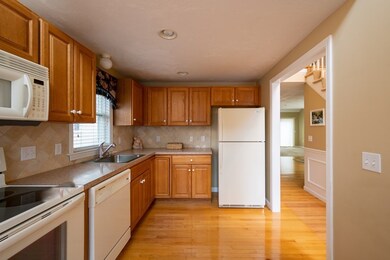 9 Barker Square Dr unit 22, Pembroke, MA 02359 - photo 4