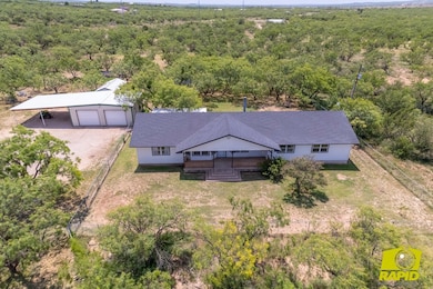 10561 Twin Lakes Ln, San Angelo, TX 76904 - photo 3