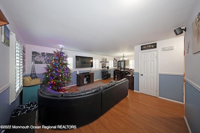 5 Region Dr, Hazlet, NJ 07730 - photo 4