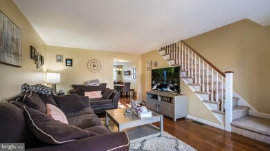 1044 Brookwood Ln, Glenolden, PA 19036 - photo 3