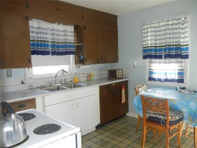 unlisted-address, Riverside, CT 06878 - photo 3