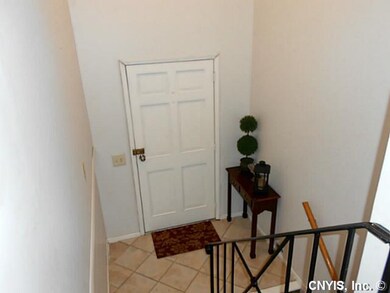 Foyer Tile Entry