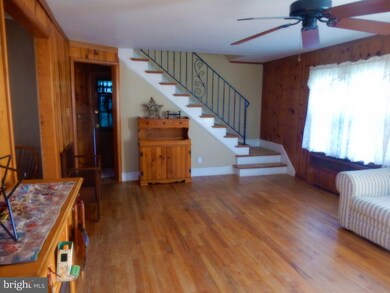 2901 E Walnut St, Colmar, PA 18915 - photo 2