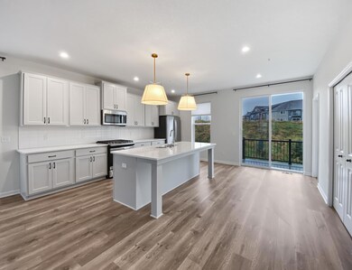 13467 Territorial Cir N, Maple Grove, MN 55369 - photo 3