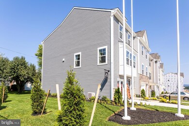 78 Colchester Ct, Bunker Hill, WV 25413 - photo 2