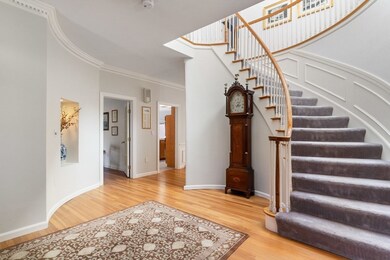 23 Sutton Place, Weston, MA 02493 - photo 2
