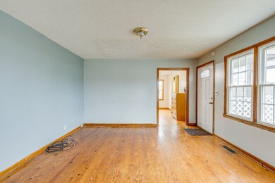 200 W Cedar St, Shelbyville, TN 37160 - photo 5