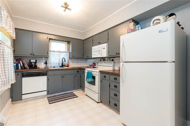 230 E Webster St, Osceola, IA 50213 - photo 4