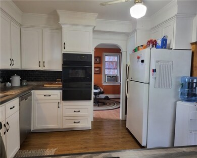 26 Shippee Ave, West Warwick, RI 02893 - photo 5