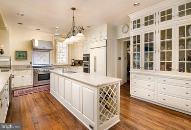 158 Vassar Cir, Villanova, PA 19085 - photo 6