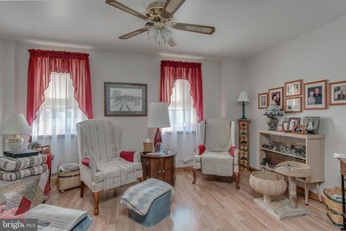 215 W Potomac St unit 2, Brunswick, MD 21716 - photo 5