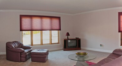 404 Camden Cir, Oswego, IL 60543 - photo 3