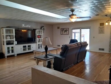 Skylights & Sunroom 