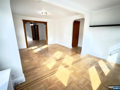 575 Saint Pauls Ave unit 1, Cliffside Park, NJ 07010 - photo 4