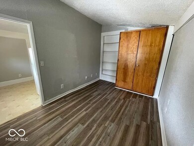 800 W Lindweth Place, Muncie, IN 47303 - photo 4