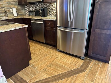 3070 Cornwall D unit 3070 D, Boca Raton, FL 33434 - photo 3