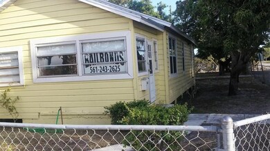 previously leased to tenant w/ home based bail bond business for 25 years