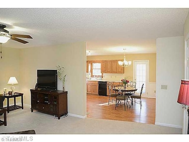 1524 Brownstone Hills Dr, Asheboro, NC 27205 - photo 5