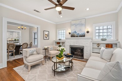 808 W Melwood St, Houston, TX 77009 - photo 3