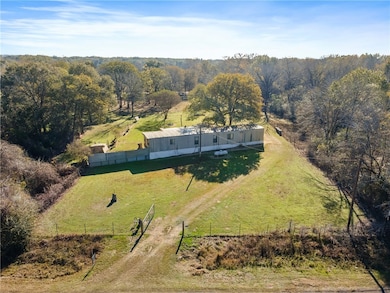 2205 Mallard Dr, Caldwell, TX 77836 - photo 7