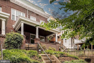 208 E 32nd St, Baltimore, MD 21218 - photo 2