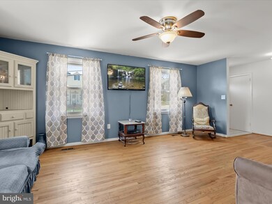 1543 S Rolling Rd, Halethorpe, MD 21227 - photo 7