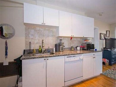 46 Lewis St unit 6, Boston, MA 02113 - photo 4