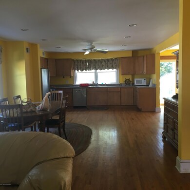 605 Ocean Rd, Spring Lake, NJ 07762 - photo 3