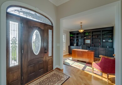 260 Cave Run Cir, Versailles, KY 40383 - photo 2