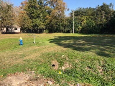 7906 Maxroy St, Houston, TX 77088 - photo 6