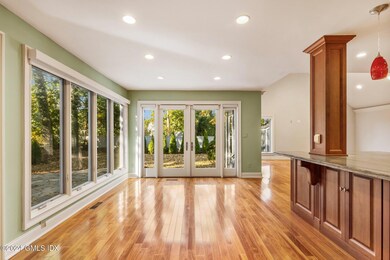 145r Shore Rd, Old Greenwich, CT 06870 - photo 6