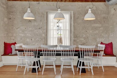 109 S Edison St, Fredericksburg, TX 78624 - photo 6