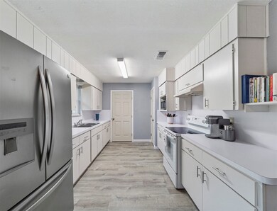 395 County Road 296a, Alvin, TX 77511 - photo 7