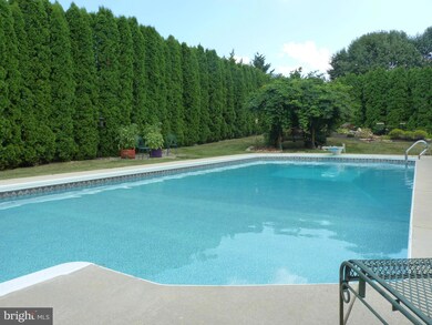 314 Cosell Dr, Chambersburg, PA 17201 - photo 3