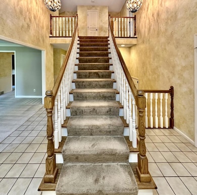 2717 Hidden Creek Ln, Wayzata, MN 55391 - photo 3